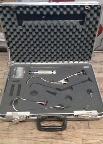 Circon Acmi LAR-A Laryngoscope Kit with LIS-A LB-300 and Case