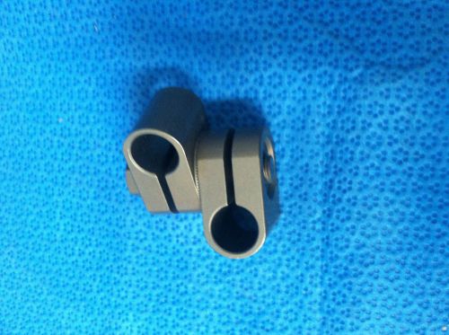 Synthes Titanium Rod to Rod Clamp 393.361