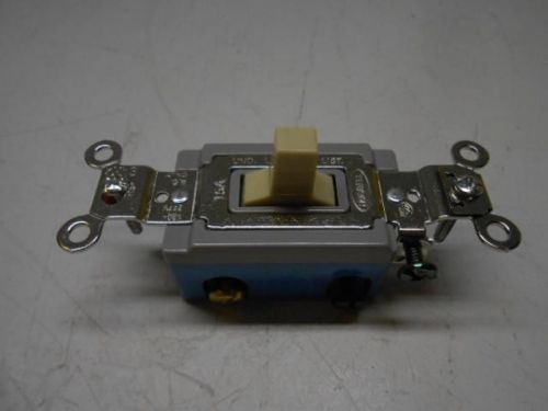 NOS HUBBELL HBL1556I 1556I TOGGLE SWITCH SINGLE POLE 3POSITION 2CIRCUIT -18L8