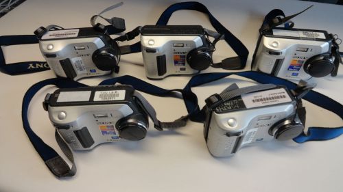 Set of 5 sony mavica mvc fd200 2.0 mp digital camera for sale