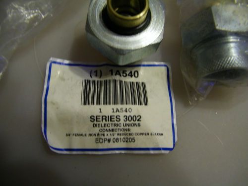 Dielectric unions, Series 3002--3/4 iron X 1/2&#034; reduced copper solder