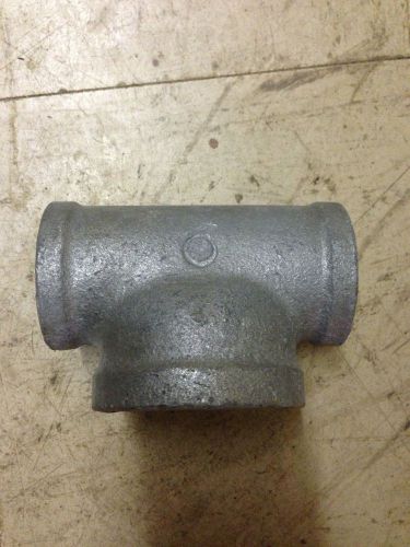 Galvanized pipe tee, 1 1/4&#034;x 1 1/4&#034;x 2&#034;, lot of 6 for sale