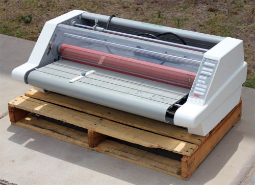 Gbc heatseal ultima 65 27” roll laminator laminating machine 1711501 working for sale