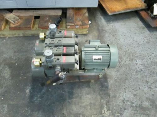 ORION VACUUM PUMP AND MOTOR , 200 / 220 VOLTS,  3 PHASE