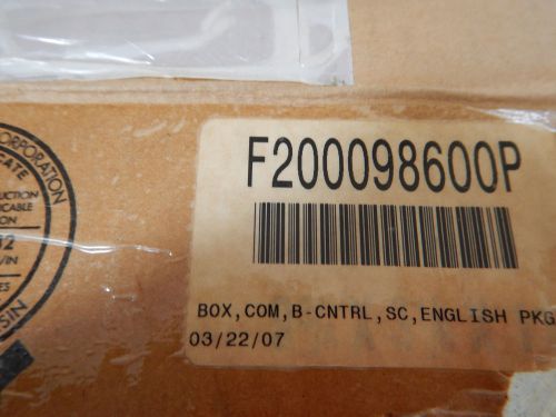 BOX, COM, B- CONTROL, SC  F 200098600P