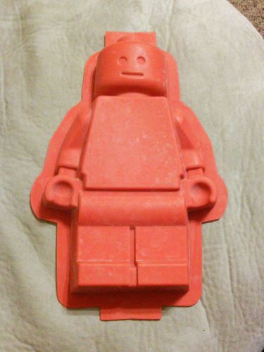 Lego cake pan 6 1/2 x 10 inches