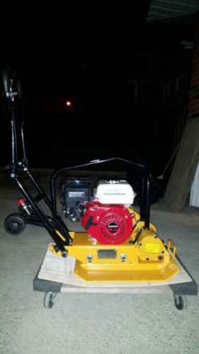 PLATE COMPACTOR BRAND NEW