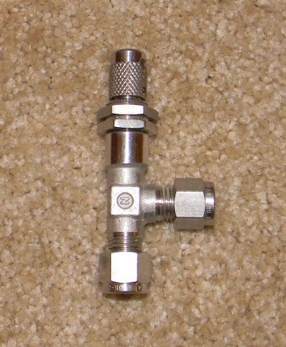 Nupro 316 ss angle pattern metering valve 1/4&#034; swagelok - nos for sale