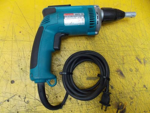 Makita Drywall Screwdriver 6.5A 0-6000 rpm 6825 L8