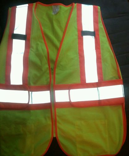 Jackson safety m_xl deluxe safety vest