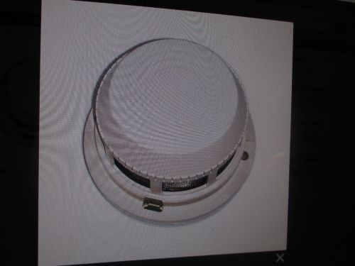 Qty- 9   notifier sdx-551 detector photoelectronic smoke detectors- new for sale