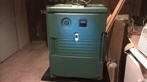 Cambro® UltraPan Carrier  hot box