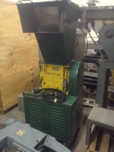 DAVCO INDUSTRIES GRANULATOR MODEL 10T0