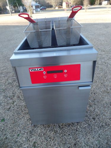 Vulcan electric fryer model#: 1er85d 208 v xtra clean condition! why 2 buy new? for sale