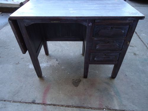 Vintage Small Desk Zemmerli Buisness Furniture Corp Rochester,Ny