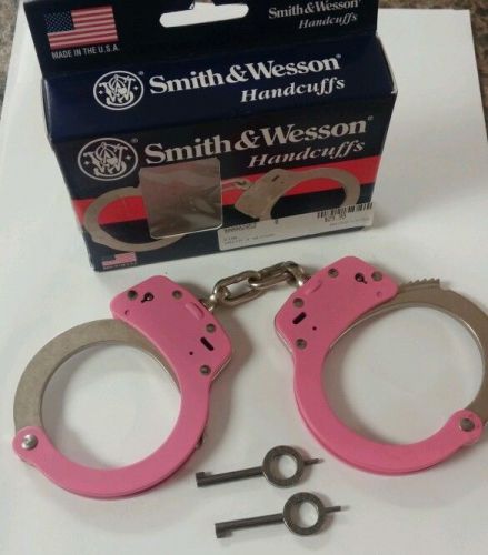 Smith &amp; Wesson Handcuffs