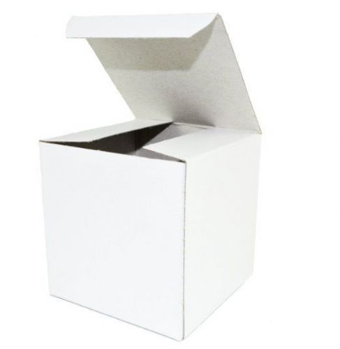 White Krome 1 Piece Giftware/favor Box - 4x4x4 (99 boxes)