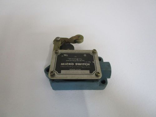 MICROSWITCH LIMIT SWITCH DTF2-2RN2-LH *USED*
