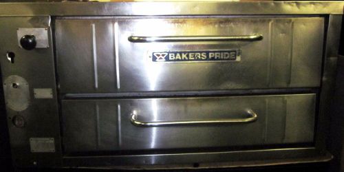 BAKERS PRIDE MODEL  101/151 SINGLE DECK PIZZA GAS OVEN W/ STONES