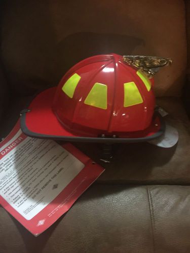 **new in box** red cairns 1010 defender standard fire helmet with face shield for sale