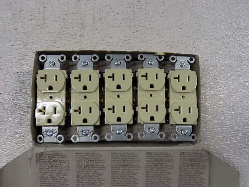 Lot of 100 Hubbell Duplex Receptacle CR20I