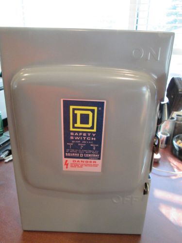 NEW Square D Fusable Safety Switch # D222N  Series E-1 240V  Service Disconnect