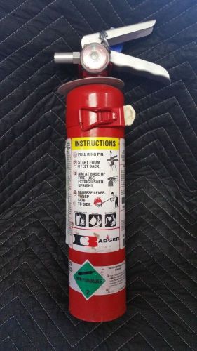 Fire extinguisher 2.5 lbs. abc new 1 year cert tag vehicle bracket free shipping for sale