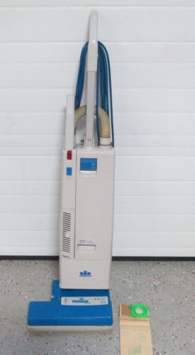 Windsor versamatic plus vsp 14 commercial upright vacuum cleaner for sale