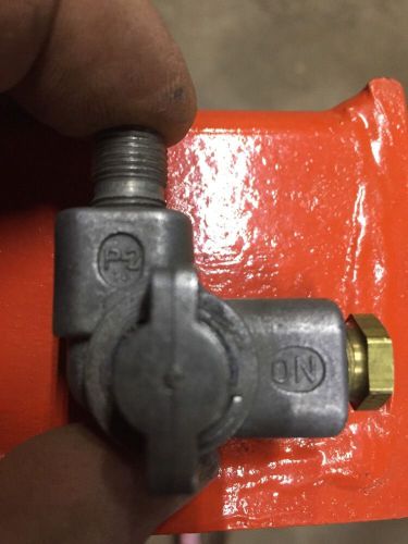 1/8&#034; x 1/4&#034;  P2 Pilot Gas Shut Off Valve Manual Essex Steveco Key Gas NOS