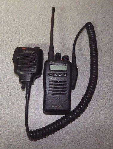 Kenwood TK-3140-1 UHF FM Handheld Radio with KMC-41 Speaker Microphone