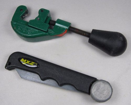 Greenlee 8600 Electrician&#039;s Conduit Cutter 1/2&#034; - 3/4&#034; &amp; MXZ Folding Pocket Saw