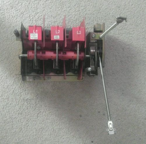 SQUARE D 200A, 600VAC-600VDC DISCONNECT SWITCH 9422TF2 SER. B