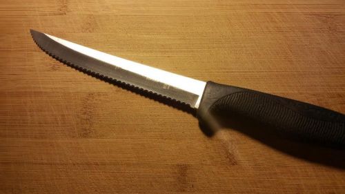 6.5-inch scalloped all-purpose utility knife #sg 156sc. dexter russell w/sofgrip for sale