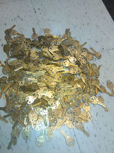 Kwikset Precut Keys 5 Pins KW1 1176 Keyway Approx 284 Precuts 5-pin Locksmith