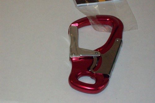 Tree climbers tango safety snap hook,tensile strength 7,410lbs,red,made in usa for sale