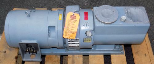 ULVAC D-950D OIL ROTARY VACUUM PUMP W/ TOSHIBA 3-PHASE 2HP INDUCTION MOTOR