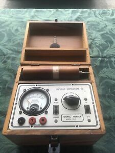 Superior Instruments Co. Model CA-11 Signal Tracer Tester, 1946-50 Wooden Case
