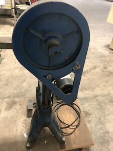 Bostitch Saddle Stitcher No 2