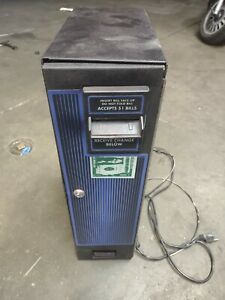 Coffee Inns CM-222 Change Machine Dollar Bill Changer. Works, no Coin Slide.