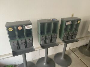 3 Vendstar 4000 25 Cent Vending Machines