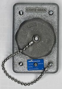 COOPER CROUSE HINDS DS96 COVER WITH SINGLE 20A 125V - 3 POLE, RECEPTACLE Power