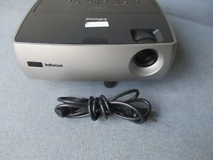 INFOCUS PROJECTOR IN 24 EP.   No LAMP. HAS POWER Cord