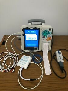 Philips HeartStart MRx M3535A NIPB ECG SPo2 with Accessories/ CALIBRATED