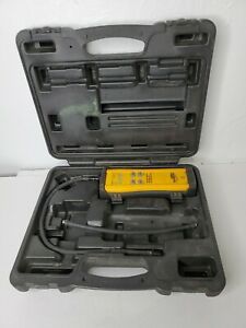 Fieldpiece SRL8 Heated Diode Refrigerant Leak Detector w/Case - Missing Charger