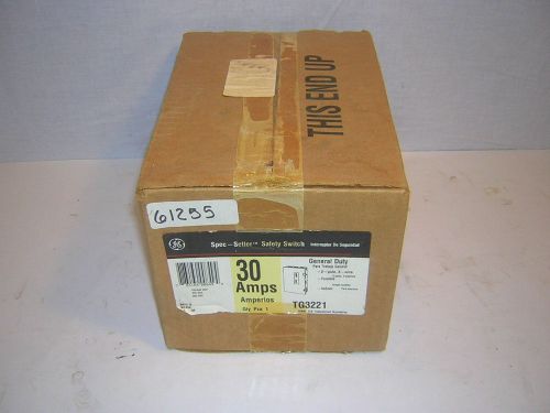 NEW GE TG3221 30 AMP 2 POLE 3 WIRE FUSIBLE SAFETY SWITCH