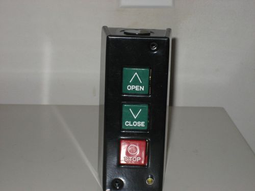 Mmtc inc pbs-3 push button indicator light 3 station 5amp 240vac max(new) for sale