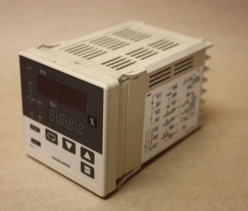 Shimaden SR62-411-90-0300C Temperature Controller Analogue Output