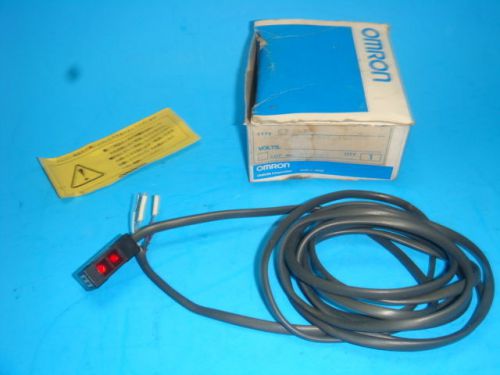 New omron e3c-ds10, photoelectric sensor diffuse 100mm range w/2m cabl, new for sale