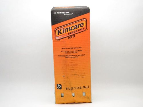 KIMBERLY CLARK 91045 KIMCARE 8L 2.1 GALLON ORANGE HAND CLEANER WITH GRIT B456496