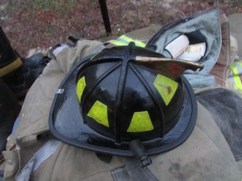 Cairns 1010 Helmet Black Firefighter Turnout Bunker Fire Gear